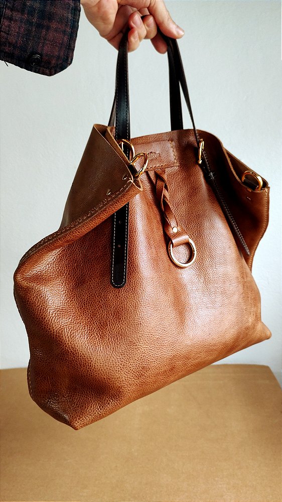 Bolsa Indhuo Em Couro Floater