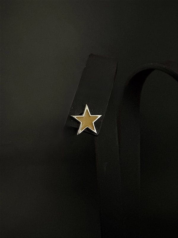 Brinco Estrela Solitária - mini