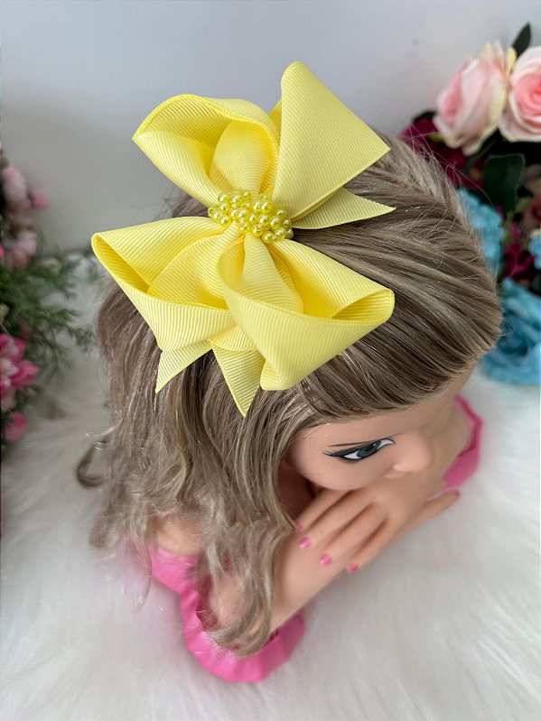 Laço Belli Perolas Maria Eduarda Amarelo
