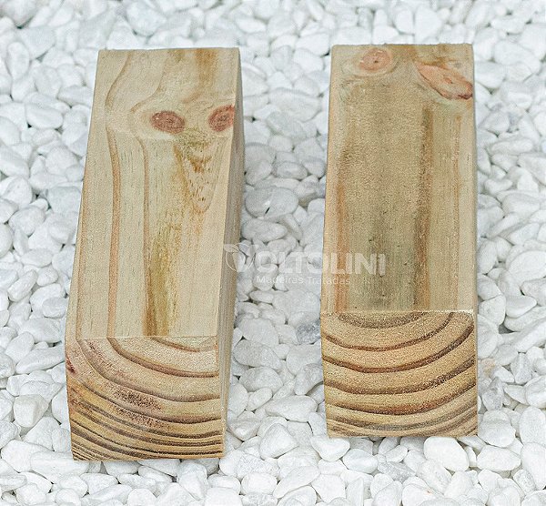 Pé direito/Pilar em Madeira de Pinus Tratado 7,5 cm x 7,5 cm x 3 m