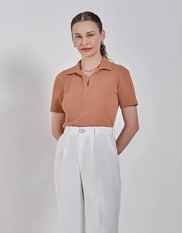 Blusa Polo Malha Trabalhada Nude