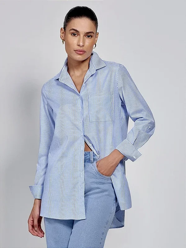 Camisa Oversized Listrada Azul e Off White
