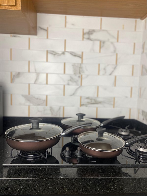 Conjunto Frigideiras 3 Peças  Marrom Antiaderentes com Tampa.