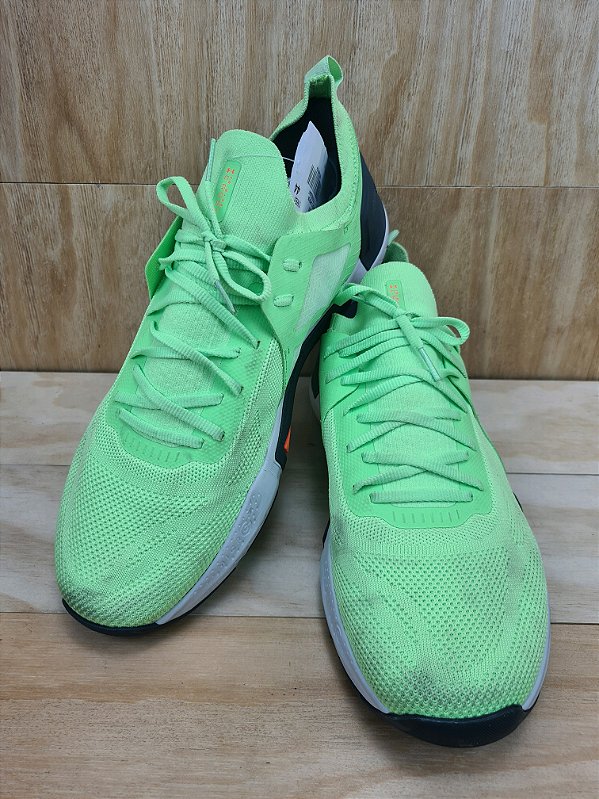 Tenis Under Armour Tribase Cross