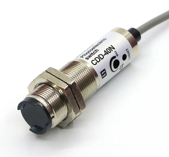 SENSOR FOTOELETRICO DIFUSO M18 CDD-40N NA+NF NPN 10-30Vdc CABO 2m 4 fios - Sn 100 a 500mm - AOTORO