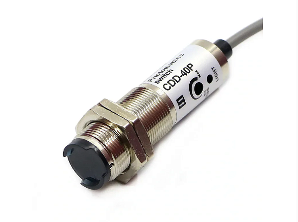 SENSOR FOTOELETRICO DIFUSO M18 CDD-40P NA+NF PNP 10-30Vdc CABO 2m 4 fios - Sn 100 a 500mm - AOTORO