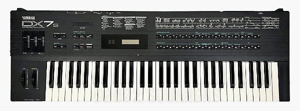 Teclado Yamaha DX7S Sintetizador Digital