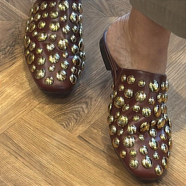 MULE TACHAS MARROM