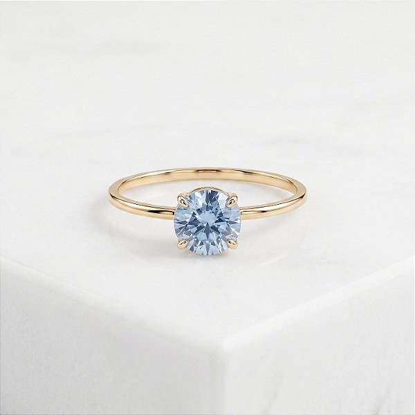 Anel Solitário Ouro 18k com Topázio Sky Natural
