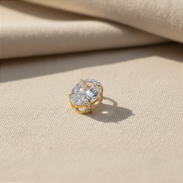 Pingente Ouro 18k Ponto de Luz Oval 6x8mm Branco