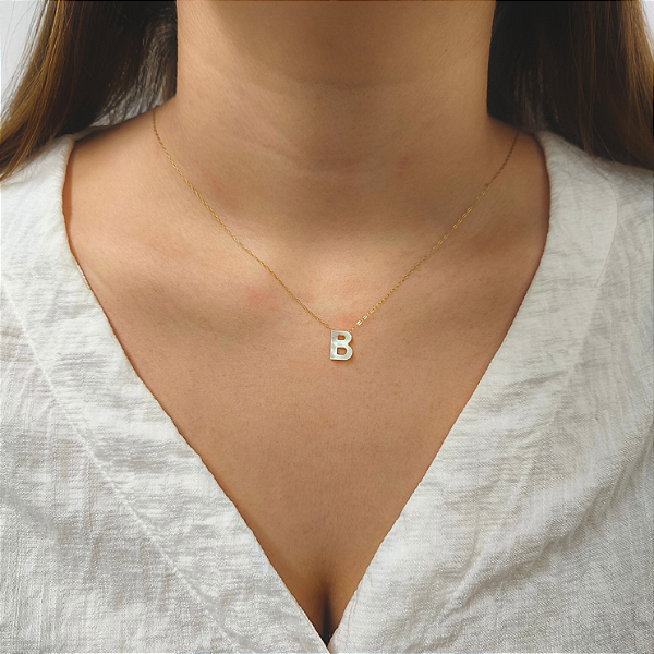 Colar Ouro 18k Letra "B" Madrepérola na Corrente Zeta