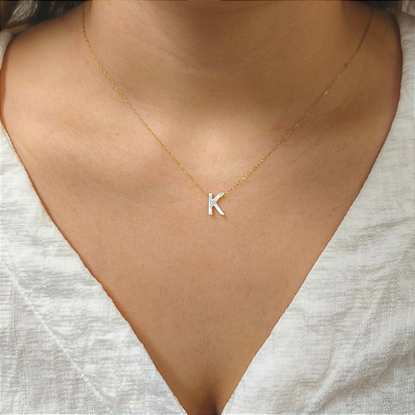 Colar Ouro 18k Letra "K" Madrepérola na Corrente Zeta