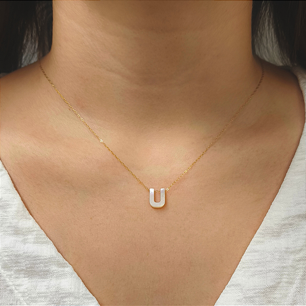 Colar Ouro 18k Letra "U" Madrepérola na Corrente Zeta