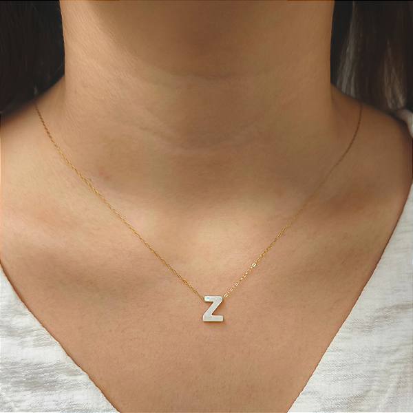 Colar Ouro 18k Letra "Z" Madrepérola na Corrente Zeta