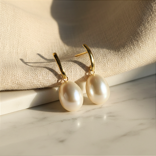 Brinco Hastes em Ouro 18k com Pérola Natural