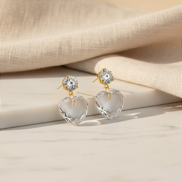 Brinco Coração de Cristal em Ouro 18k