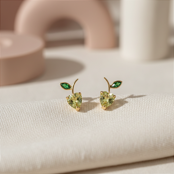 Brinco Maçãzinha Verde em Ouro 18k
