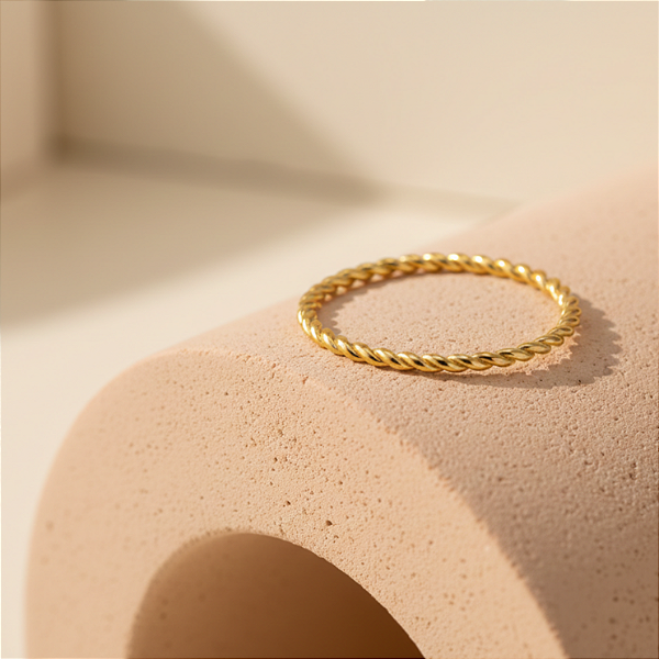 Anel Entre Laços Ouro 18k