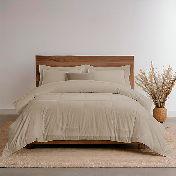 Kit Edredom 5 Peças Casal Queen Aconchego  2,40 X 2,20 Metros Matelado Bege Casa Dona