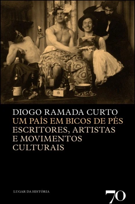 Livro Um país em bicos dos pés: escritores, intelectuais,...