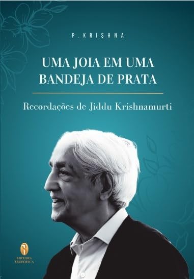 Uma Joia Em Uma Bandeja De Prata