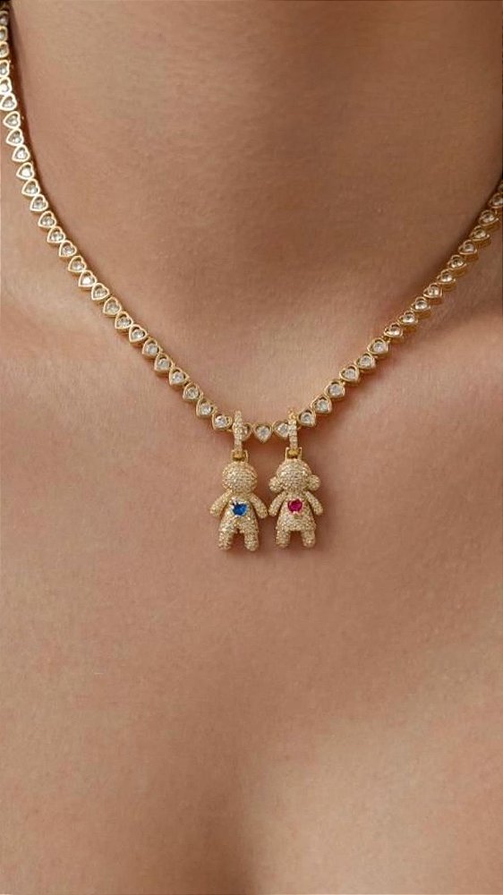 Pingente Cravejado Menina Ouro