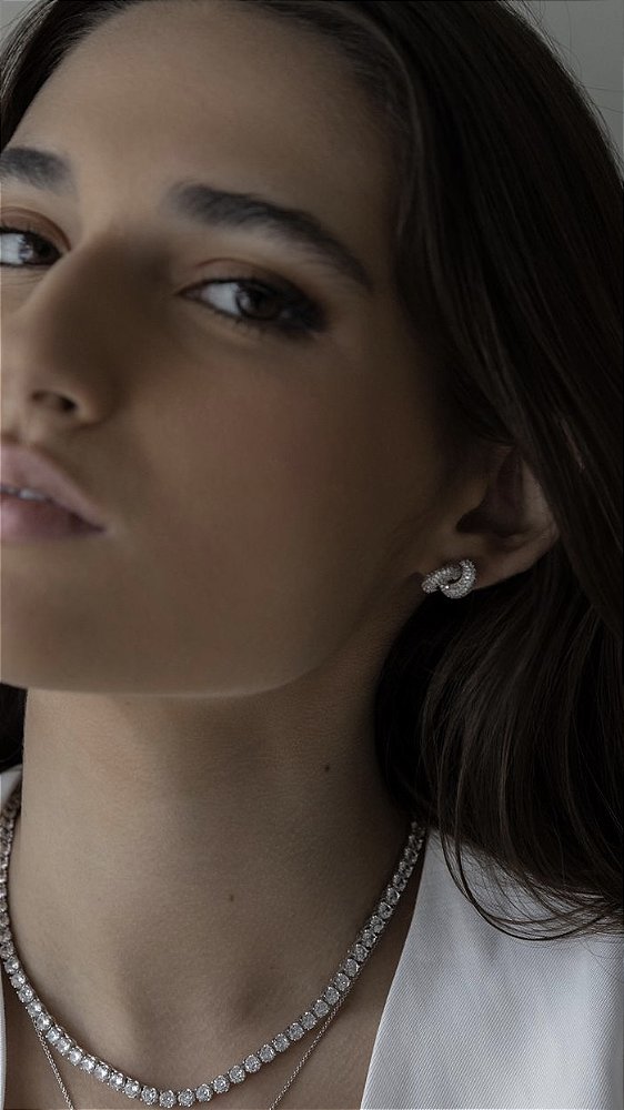 Brinco Nó Cravejado