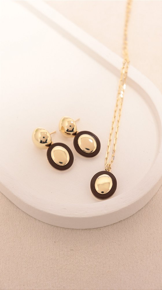 Colar Pingente Oval com Borda Marrom