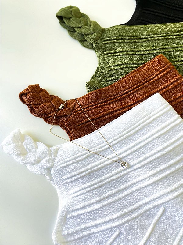Cropped em Tricô Modal Alça Única Trançada Vanessa