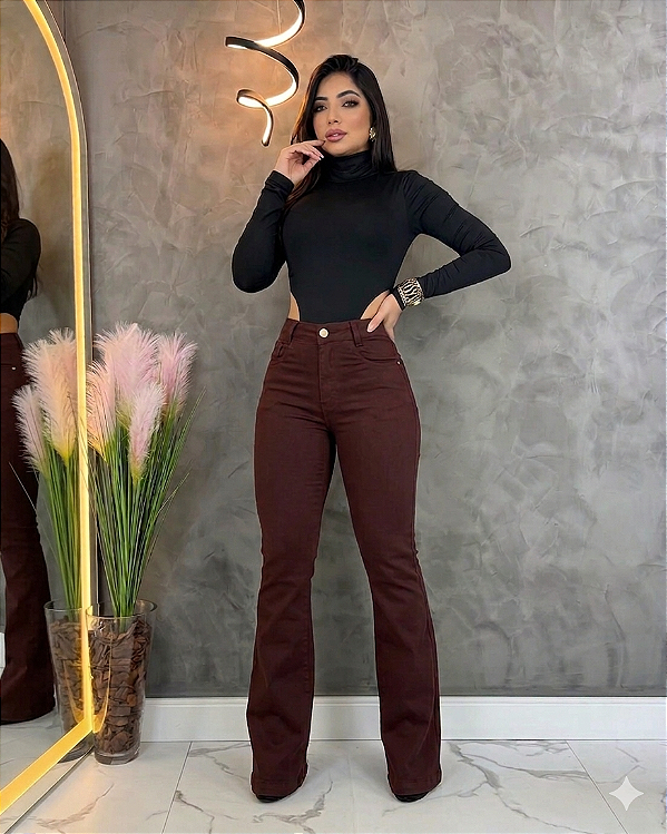 Calça Jeans Flare - Color Marrom
