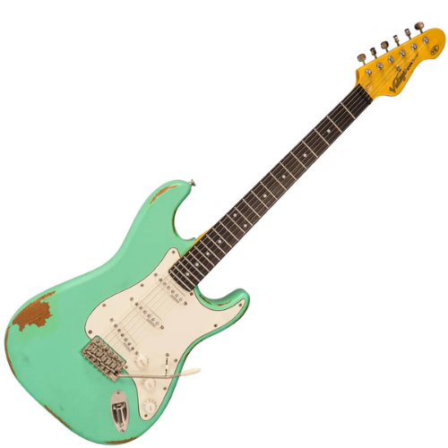 Guitarra Vintage V6 Icon Distressed Ventura Green com Corpo Poplar Braço Maple Escala Rosewood 22 Trastes 3 Captadores Single Coil Wilkinson WVS Ponte Vibrato Wilkinson