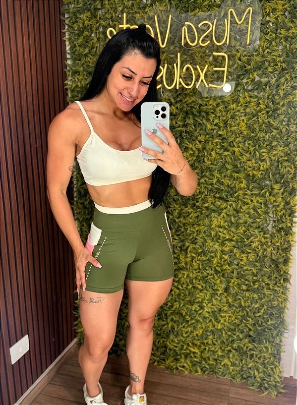 Shorts Tradicional Oxy Fit Verde /Rosa -M