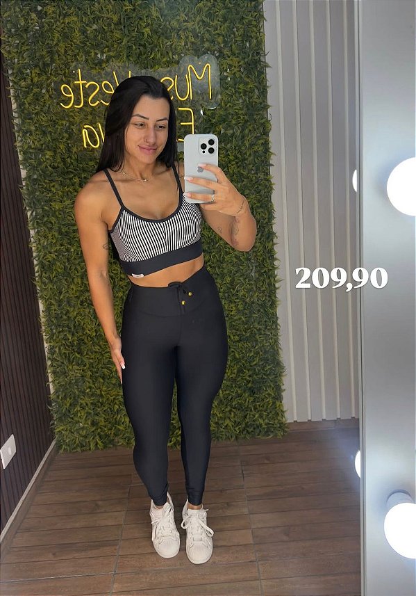 Conjunto Semi Empina Lines Preto/Branco- Tamanho único 38 a 42+