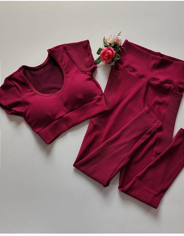 Conjunto Tradicional Canelado Bordô - Tamanho único 38 a 42