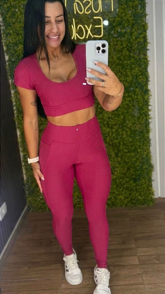 Conjunto Tradicional Canelado Bordô - Tamanho único 38 a 42