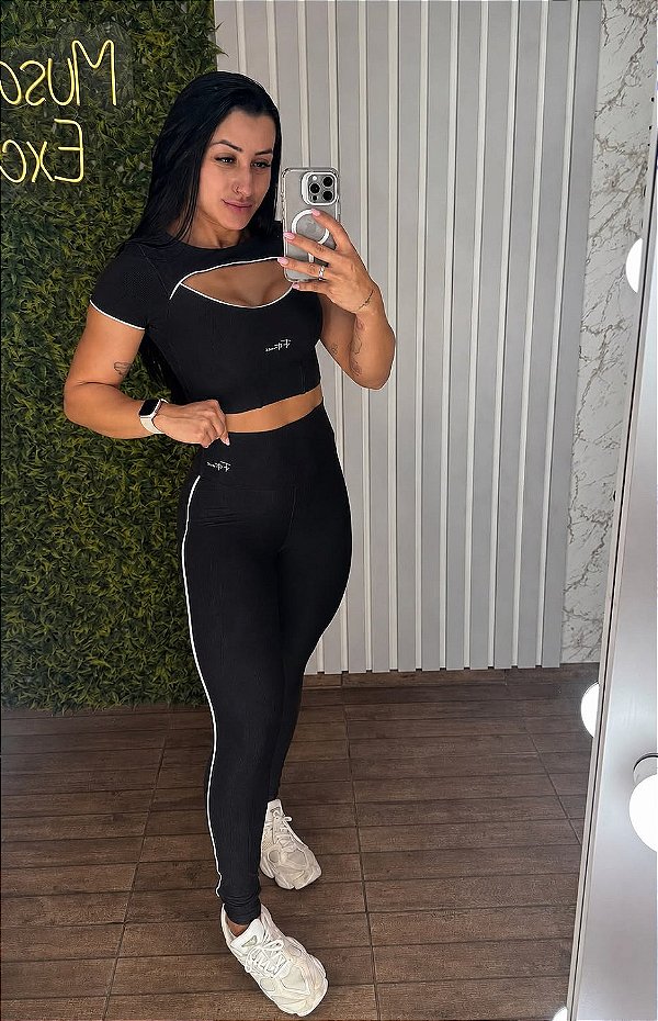 Conjunto Tradicional Vermelho Preto -Tamanho único 38 a 42
