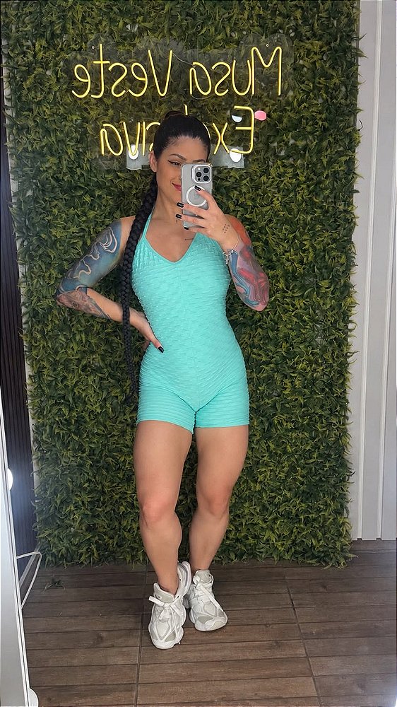 Macaquinho Brocado Aqua Fit