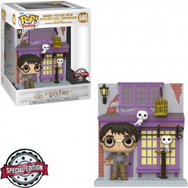 FUNKO POP HARRY POTTER - HARRY POTTER WITH EEYLOPS OWL EMPORIUM 140