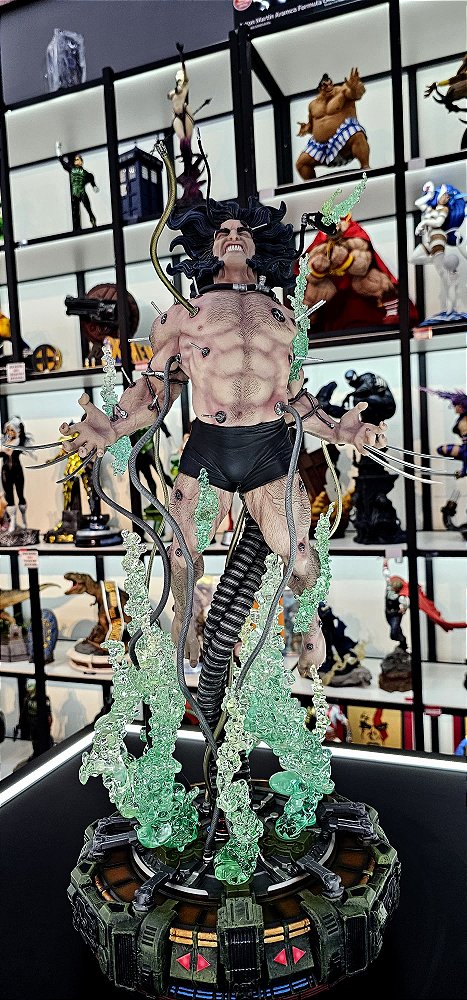 ESTÁTUA WOLVERINE: WEAPON X - SIDESHOW - 1:4