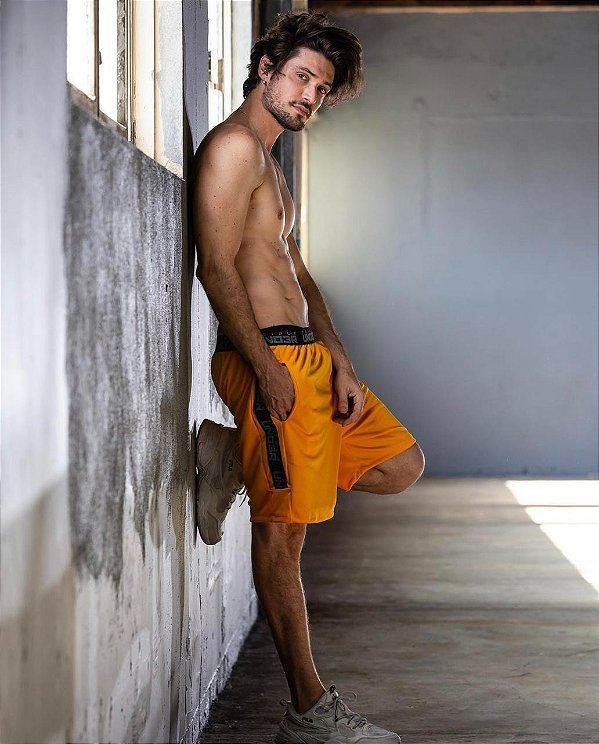 Bermuda Box Duas Cores Amarelo Queimado e Preto