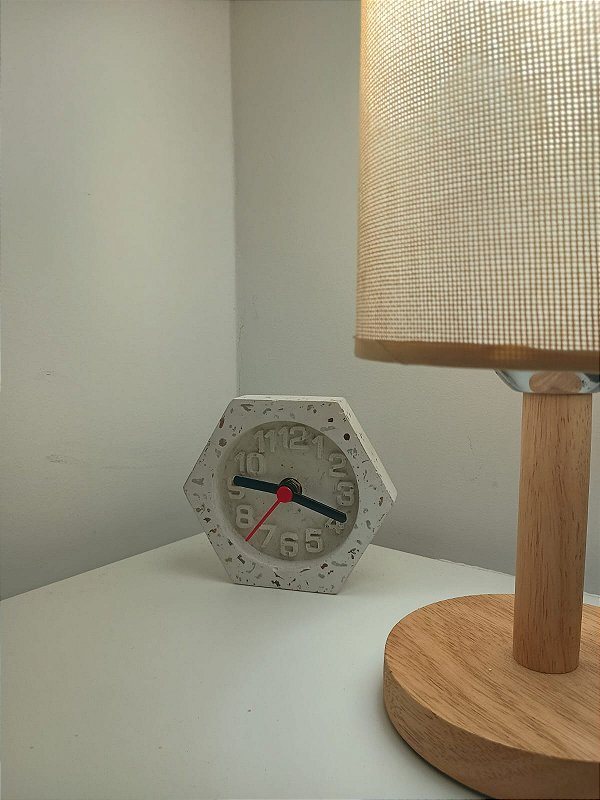 Relógio Hexagonal