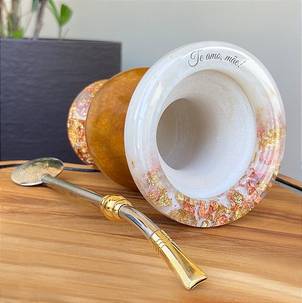 Presente Mãe - Cuia Baronesa Porongo Resinado Personalizada com Te Amo Mãe e Nome + Bomba Mil Furos Banhada