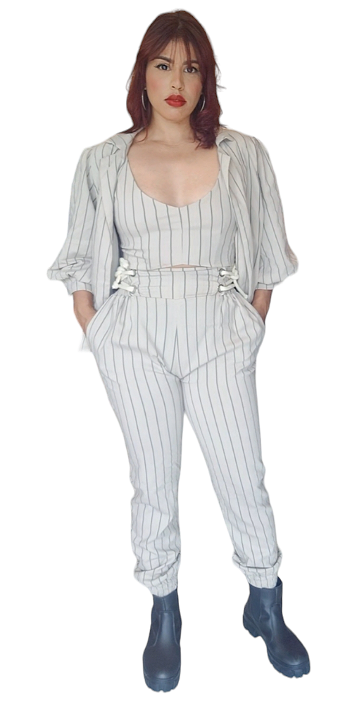 BLUSA CROPPED  ALFAIATARIA EM LISTRAS  COM ALÇAS GROSSAS