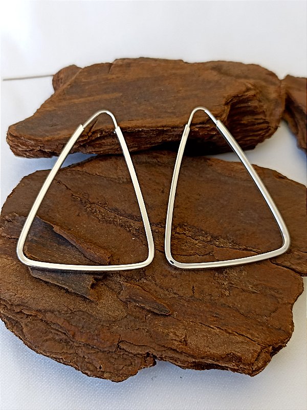 Argola Triangular Fio Quadrado - 42 mm - Prata 925
