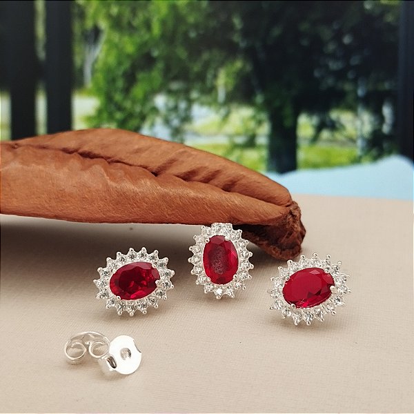 Conjunto Oval Cravejado Vermelho (Brincos e Pingente) - Prata 925 - MCJ88-45114