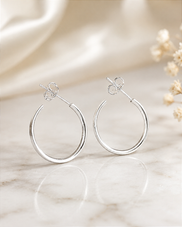 Argola Lisa Com Tarraxa - 20mm - Prata 925 -MB929-1230