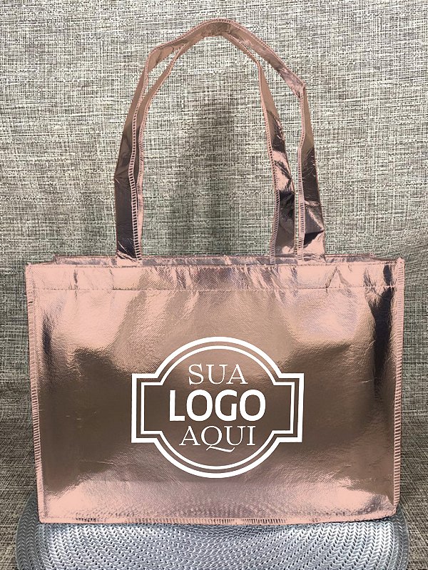Bolsa de TNT Metalizado Liso Grande - Sofisticação e Amplo Espaço