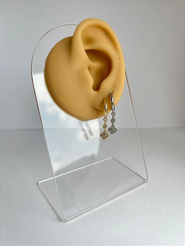 Brinco Argola Folheado Clicker Trevo Zircônia