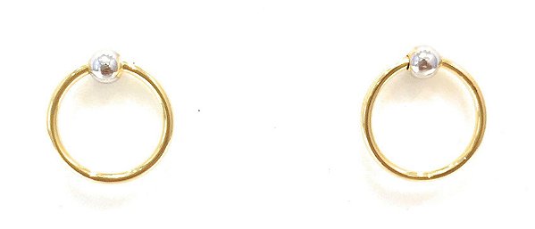 BRINCO OURO CÍRCULO VAZADO E ESFERA RÓDIO