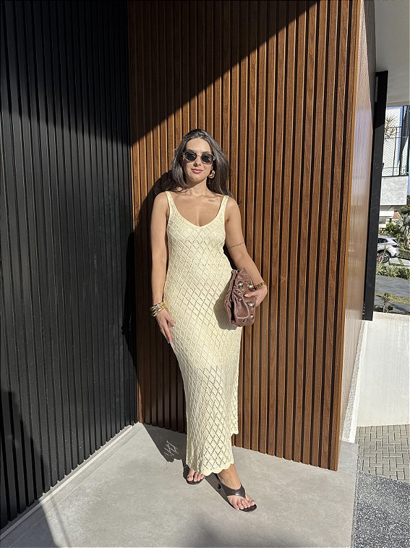 VESTIDO RENDADO EM TRICÔ SELENA